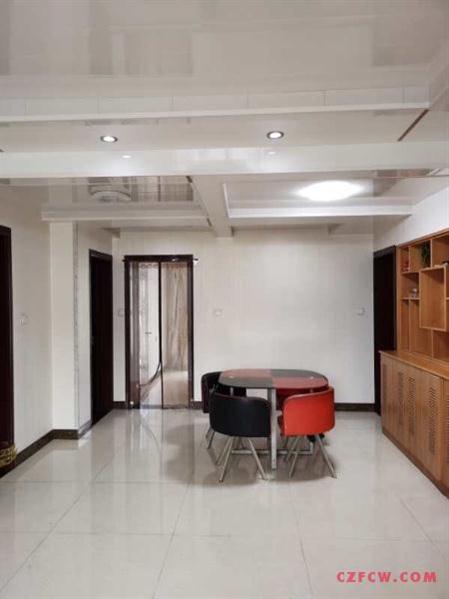 嘉顺花园精装3/2/1朝南好房2700元/月