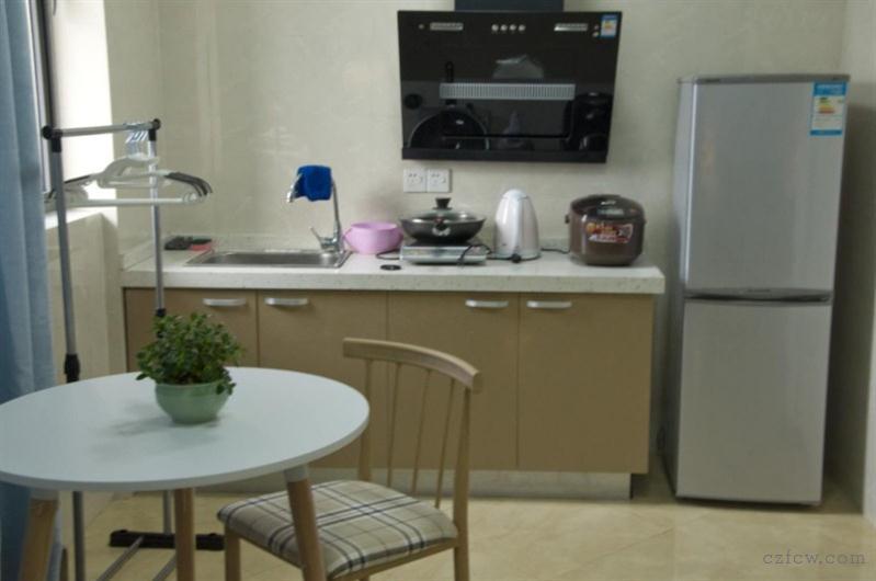 地铁旁学区房怀德名园147平方205万可落户