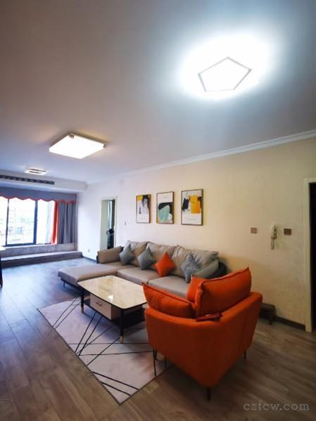 勤德家园全新精装修三房南北通透家电齐全带露台