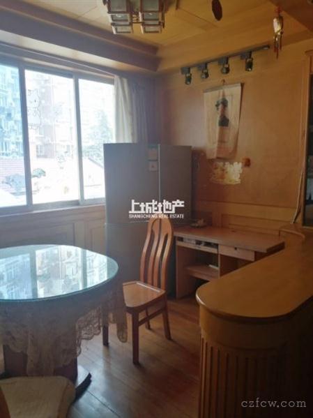 常宁公寓精装2/2/1朝南好房118万