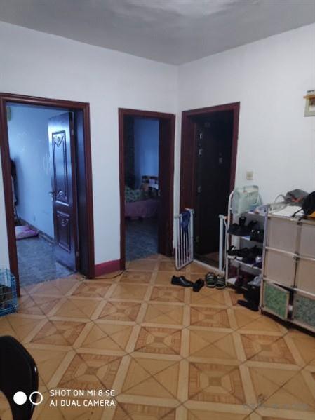 个人花东五村简装2/1/1朝南好房80万