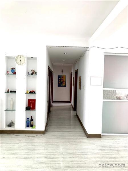 广成东方大厦简装3/2/2朝南好房155万