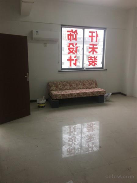 出售太湖中路商住楼写字楼（新区法院南门对面）