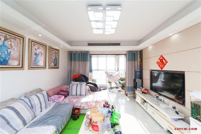 公园壹号四期，精装两房，家具设施齐全，拎包入住，随时看房。